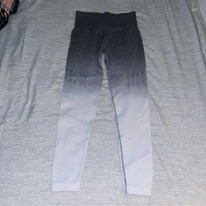 Fashion Nova Size S Leggings